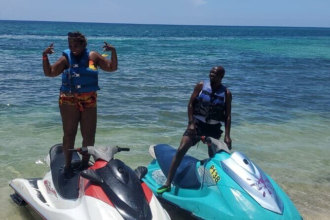 Private Parasailing and Jet Skiing at Montego Bay - What “private” changes about your day