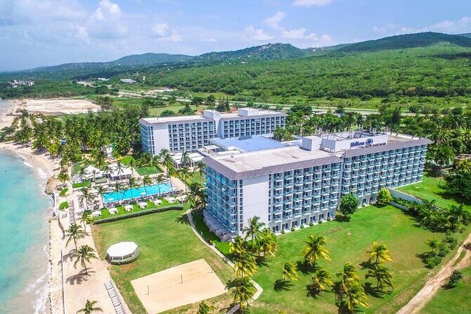Private Round Trip Airport Transfer From Montego Bay Hotels - The round-trip advantage: less friction on both ends