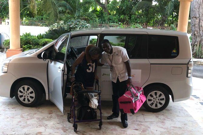 Private Round Trip Airport Transfers in and Around Montego Bay - The Ride Into Montego Bay: Comfort, Timing, and Snack Stops