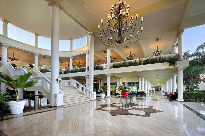 Private Sangster Airport Transfer to Grand Palladium Resort - Why a private ride from Sangster Airport beats taxi chaos