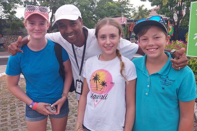 Private Sightseeing Tour from Ocho Rios - Guides like Dalton and Albert: the difference is in the pace