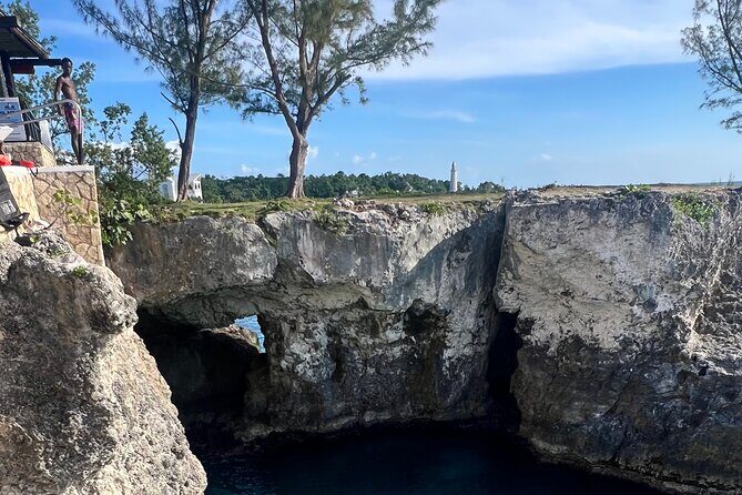 Private Tour for Negril Seven Miles Beach & Rick's Cafe Jamaica - Price and value: is $124 per person a good deal?