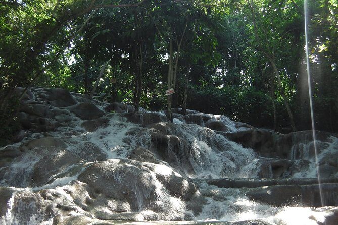 Private Tour From Ocho Rios To Dunn's River Falls - Dunn’s River Falls: what your swim-and-climb time really feels like
