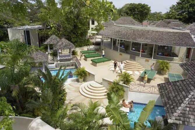 Private Transfer between Hedonism ll Resort and Airport - Key things to know before you go