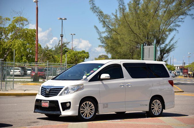 Private Transfer Between MBJ airport and Hotels in Montego Bay - The Big Advantage: Direct Hotel Drop-Offs in the Montego Bay Area