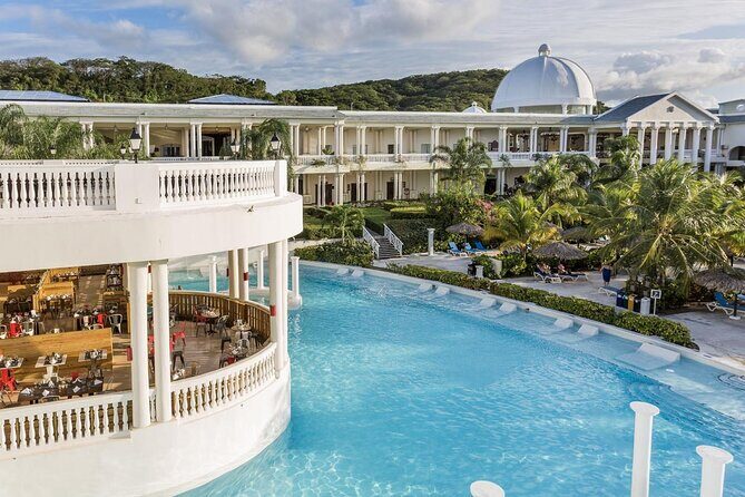Private Transfer from MBJ Airport to Grand Palladium Hotel - Getting Dropped Off at Grand Palladium Resort & Spa Area