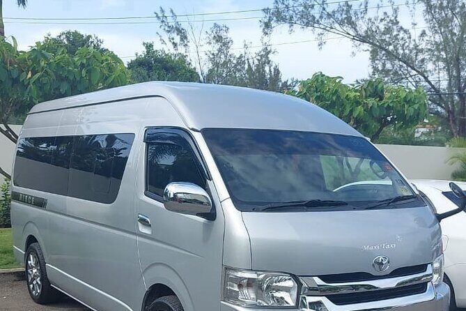 Private Transfer to Hotels in MoBay from Montego Bay Airport - Key things to know before you book
