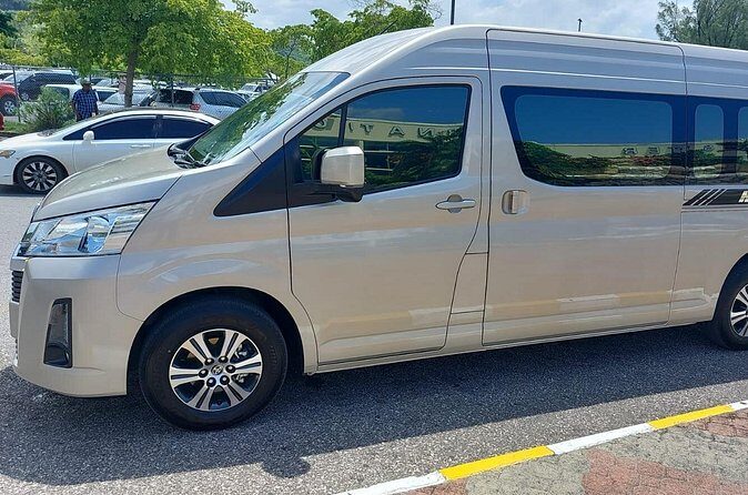 Private Transfer to Hotels in MoBay from Montego Bay Airport - Price and logistics: what $21.50 per person really buys you