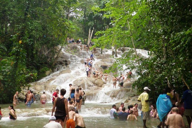 [PRIVATE]Dunn's River & Martha Brae Rafting - Entrance & Lunch - Key Things I’d Know Before You Go