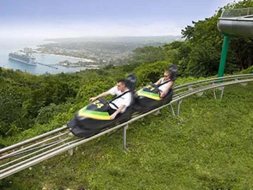 Rainforest Bobsled Mystic Mountain transportation - The transport plan: private, air-conditioned, and easy to spot
