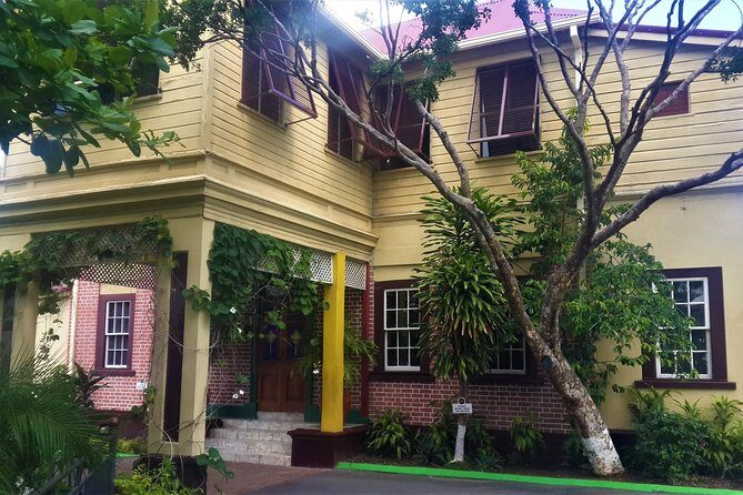 Reggae Legend - Bob Marley Museum Tour Tickets - Getting there in Kingston: plan for local transit