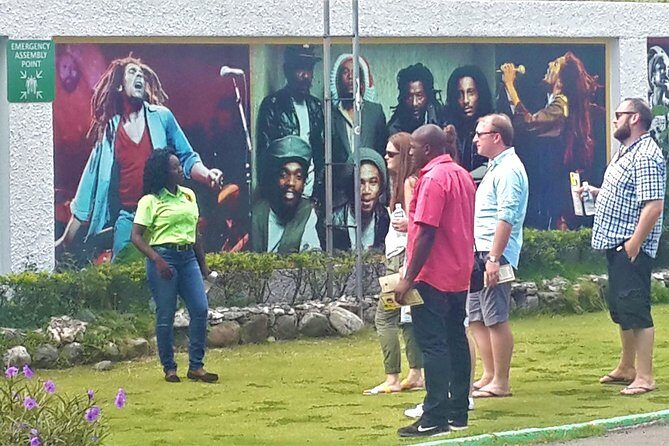 Reggae Legend - Bob Marley Museum Tour Tickets - Walking the grounds: Main House, Exhibition Hall, Theatre