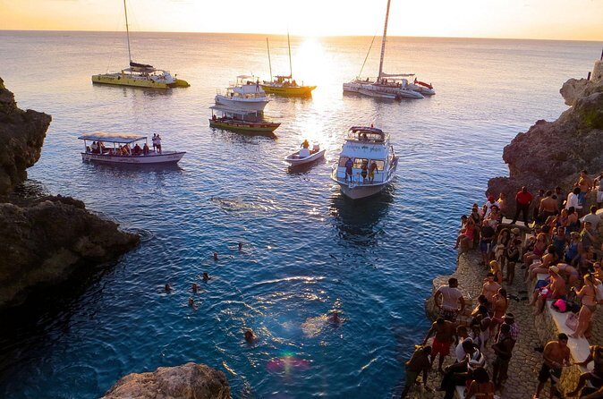 Rick's Cafe and 7 Mile Beach from Montego Bay - What’s included, and what you’ll likely pay for on your own