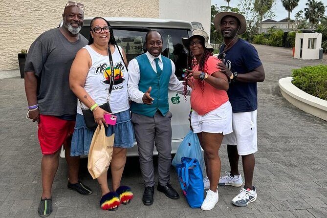 Rick's Cafe & Shopping in Negril - Entering the Ride Comfort Zone: Pickup and Private Transport