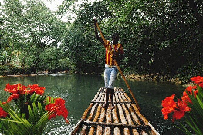 Rio Nuevo Bamboo River Rafting & Dunn's River Falls - The “best day trip” structure: why this combo works