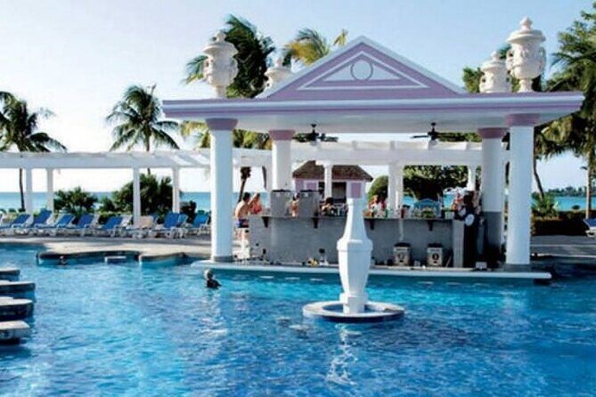 Riu Palace Tropical Bay Resort Private Airport Transfer - One-Way vs Round-Trip: Making Your Vacation Clock Work