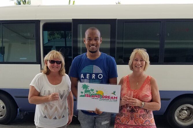 Round Trip Montego Bay Airport Taxi - Grand Palladium - The en-route “mini scenic tour” and what it’s actually for