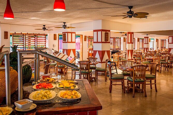 Royal Decameron Montego Bay Private Airport Transfer - Mobile Ticket and Group Discounts: Small Details That Matter