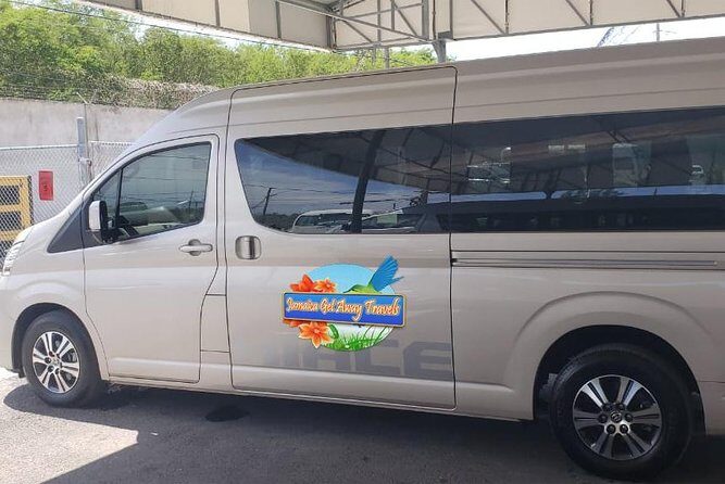 Sandals South Coast Private Transfers from Montego Bay Airport - Mobile ticket and confirmation: reducing last-minute chaos