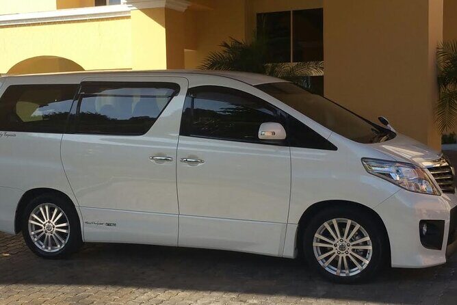 Sangster International Airport – Montego Bay Private Transfers - Air-Conditioned Comfort and Direct Routing to Your Hotel