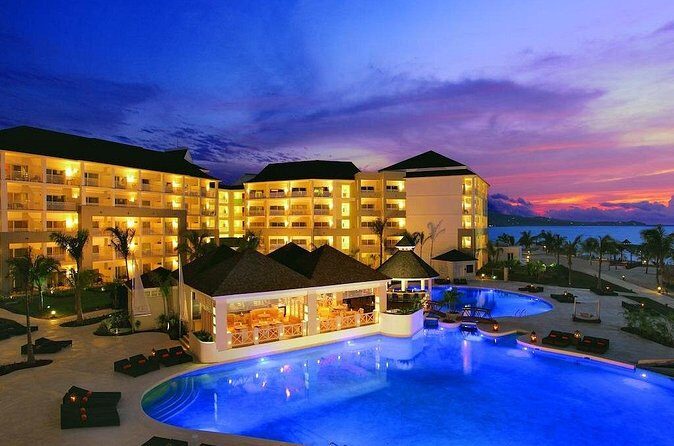 Secrets St. James Private Airport Transfer - The provider: Glee Tours Jamaica and what that means for expectations