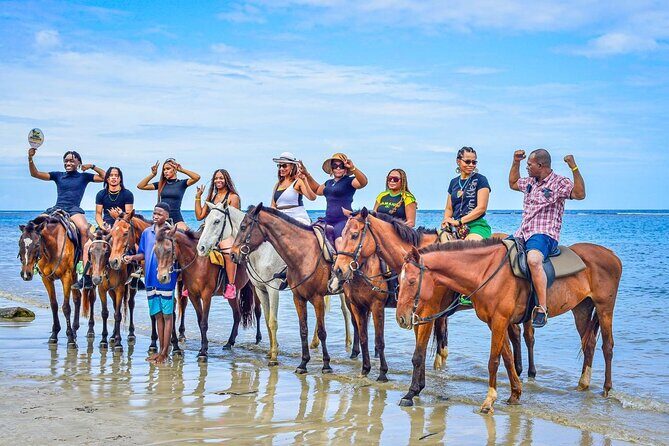 Shared Tour in Ocho Rios with Horseback Riding and Swimming - Stop in Ocho Rios beach area: from land to shoreline
