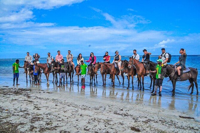 Shared Tour in Ocho Rios with Horseback Riding and Swimming - Pickup and the drive into Ocho Rios timing