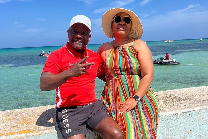Shopping and Sightseeing Local Guided Tour In Montego Bay - A smart way to do Montego Bay in 2–3 hours