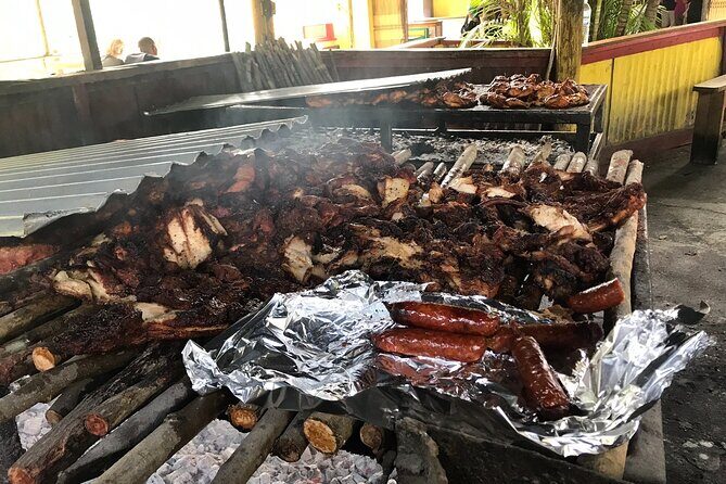 Sightseeing and Shopping Tour in Montego bay - Lunch at Jamaican spots: where your taste buds do the exploring