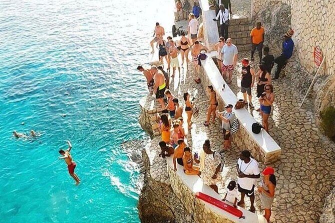 SUNSET PARTY CRUISE Rick's Cafe Ocean Coral / Eden Bay Guests - Getting to Negril on a 2:30 pm clock
