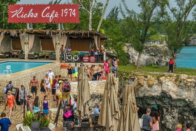 SUNSET PARTY CRUISE Rick's Cafe Ocean Coral / Eden Bay Guests - Seven Mile Beach at Margaritaville Negril: a focused beach hit