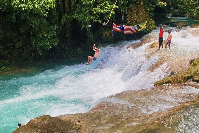 The Best of Dunn's River ,Blue Hole and Tubing from Ocho Rios - A Smart Combo: Dunn’s River Falls, Blue Hole, and White River Tubing