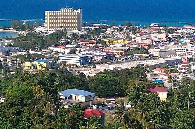 Tour to Fern Gully and Konoko Falls and Park - Lunch and shopping in Ocho Rios: don’t let it slip away