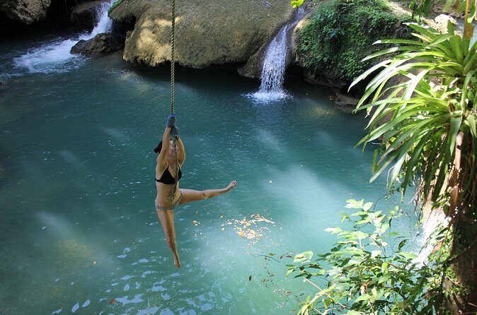 YS Falls and The Pelican Bar Adventure Tour from Negril - Guide attention: what having the right person can change