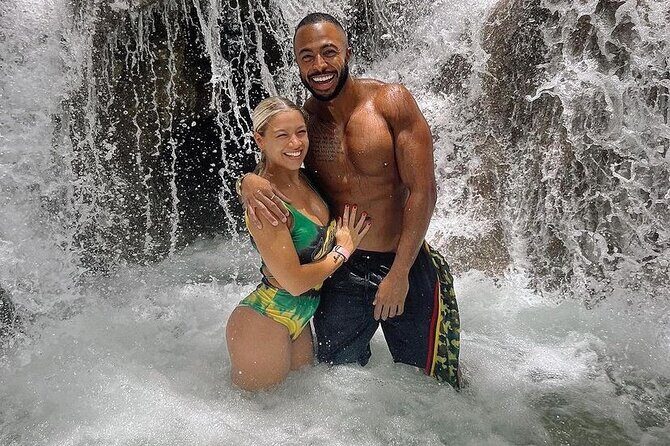 Zipline, Dunn’s River Falls, Bamboo Rafting & Horseback Ride Tour - Stop 1: Dunn’s River Falls Climb—The Workout Part of the Day